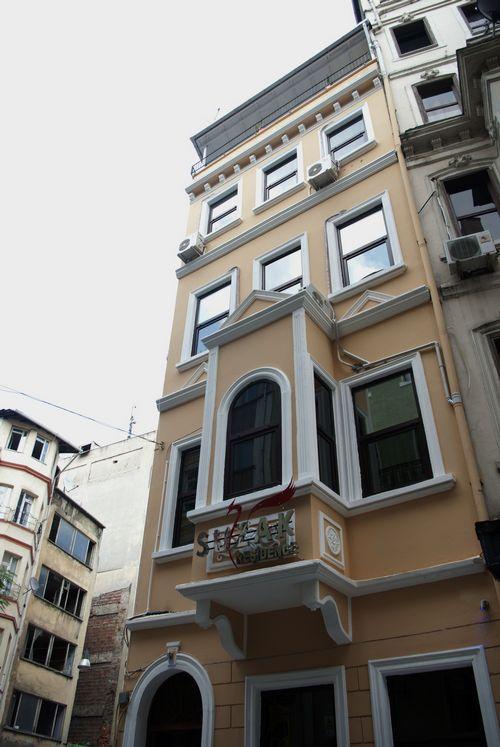 Melek Hotels Pera Истанбул Екстериор снимка
