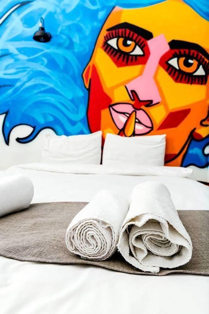 Melek Hotels Pera Истанбул Екстериор снимка